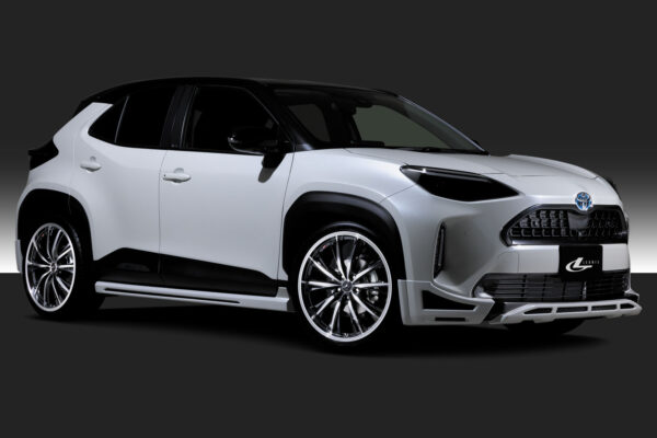 g-leonis-RT_yaris_cross.jpg