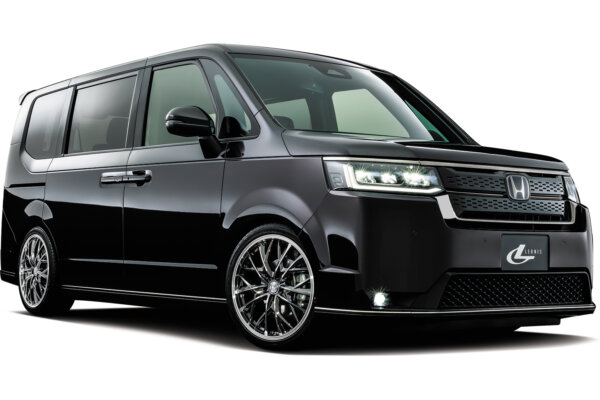 LEONIS-MV_STEPWGN_6624_gallery